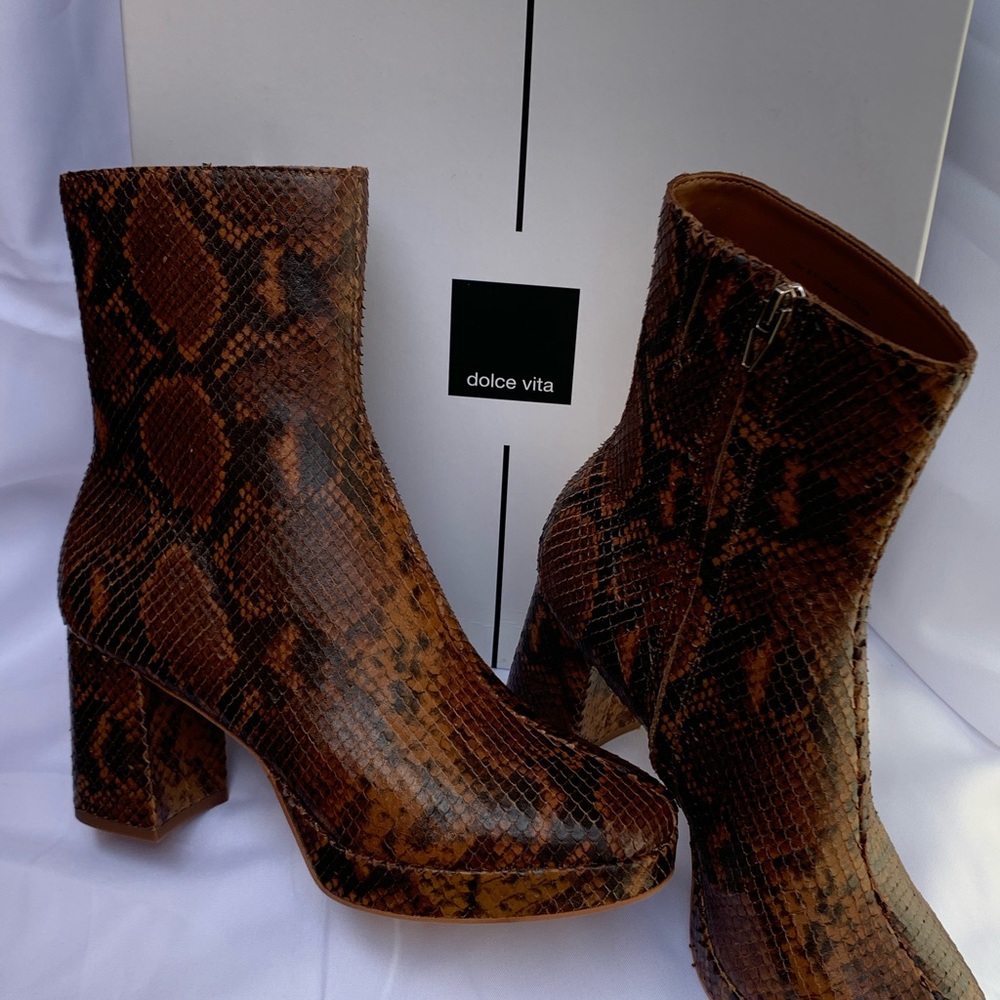 Dolce Vita Eden LEATHER Boothie - Picture 5 of 5